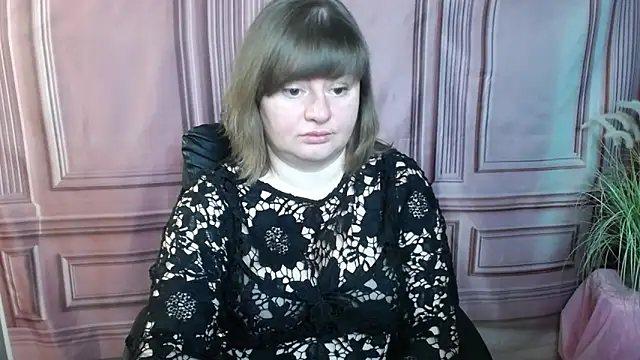 Snapshot of ZannaDreil chatting on September 15, 6:37 pm ZannaDreil online show from September 15, 6:37 pm