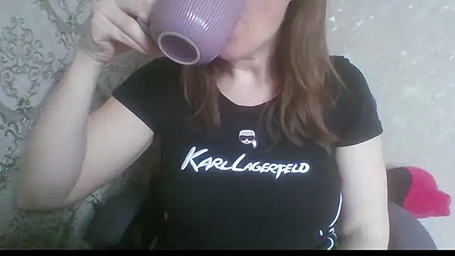 Sladkiegubki online show from February 19, 7:52 am