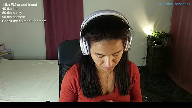 ChloeSanchezx online show from May 8, 1:31 am