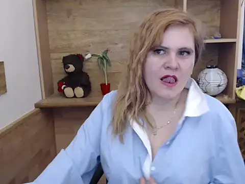 DaniellaKiss online show from March 9, 9:12 am