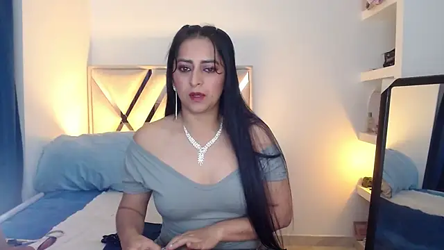Snapshot of Andrea_Sexx_ chatting on October 11, 6:51 am Andrea Sexx online show from October 11, 6:51 am