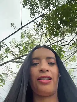 Laura fernandezII online show from February 3, 7:29 pm