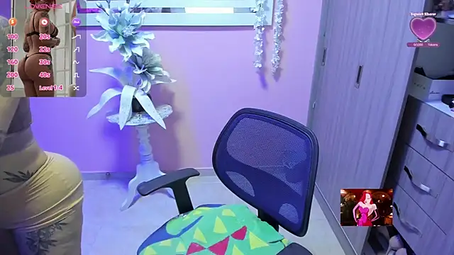 KAROL MILF online show from March 20, 1:32 am