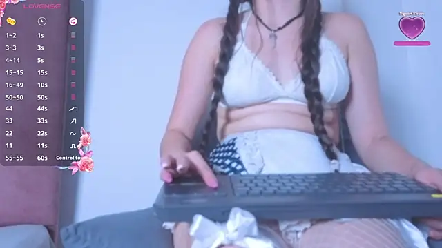 sweetniite online show from June 25, 4:34 am