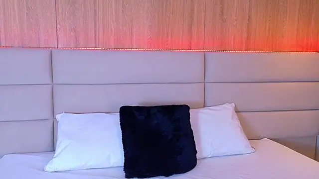 ValeSwift online show from September 23, 12:58 pm