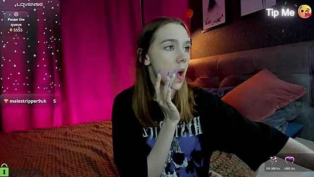 Lesi Moonie01 online show from March 14, 9:32 am