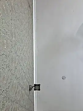 cutiecatty21 online show from July 6, 9:47 am