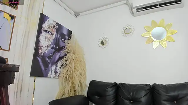 estephany doll online show from November 22, 10:01 pm