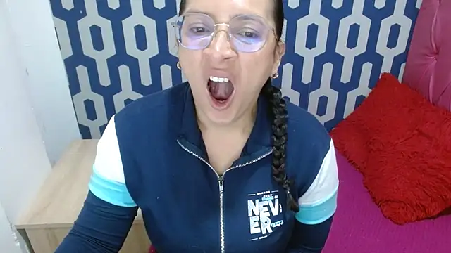 sarax ximena online show from November 14, 10:26 am