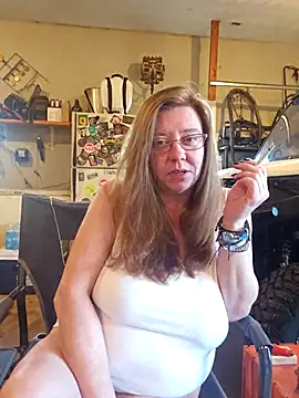 MsShelby40 online show from March 21, 10:59 pm