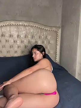 Snapshot of MollySanders___ chatting on September 28, 11:43 pm MollySanders online show from September 28, 11:43 pm