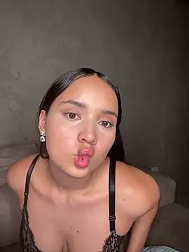 Snapshot of MollySanders___ chatting on September 23, 11:25 pm MollySanders online show from September 23, 11:25 pm