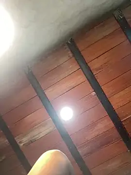 Snapshot of MollySanders___ chatting on October 4, 1:00 am MollySanders online show from October 4, 1:00 am