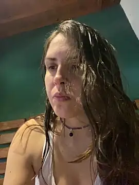 isadelasestrellas online show from December 17, 8:46 pm