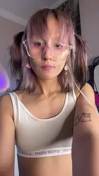 bigbabykiki online show from January 6, 5:38 pm