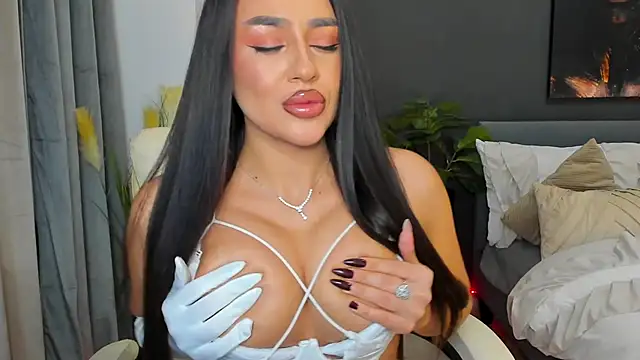 Sonia  Rey online show from November 21, 8:11 pm