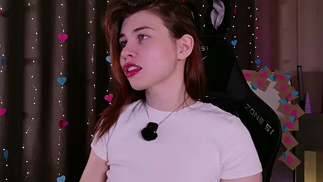 callmetori online show from February 6, 11:24 am