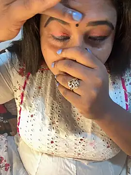 Snapshot of Ayesha_mahi chatting on September 20, 9:18 am Ayesha mahi online show from September 20, 9:18 am