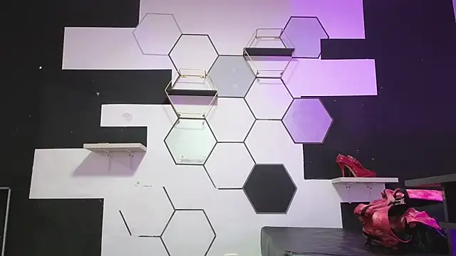 alondrabigtits online show from October 7, 12:09 pm