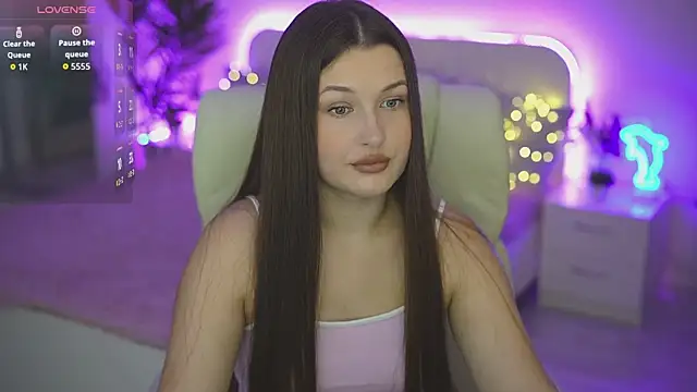 OneLaya online show from September 10, 7:30 am