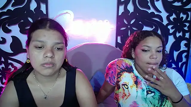 Snapshot of horny_babyss chatting on September 19, 2:43 am horny babyss online show from September 19, 2:43 am