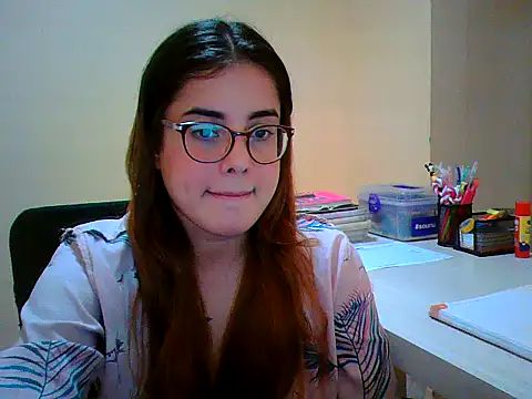 maliamiller online show from October 29, 1:54 am