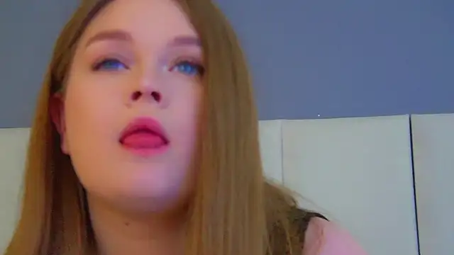 CrystalLyons online show from March 7, 7:37 am