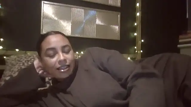 Bigbootyjaydaa online show from January 10, 8:13 pm