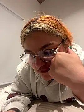 SophiaWeestt99 online show from January 10, 5:01 am