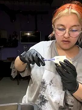 SophiaWeestt99 online show from December 19, 6:49 am