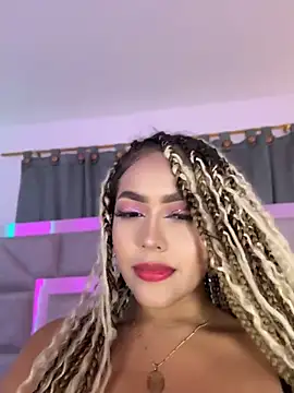 cassyskyle online show from April 18, 2:25 am
