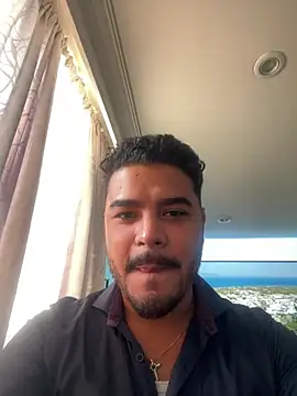 thiagowes online show from July 15, 10:25 pm