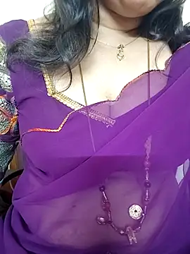 gaurika18 online show from September 10, 1:22 pm