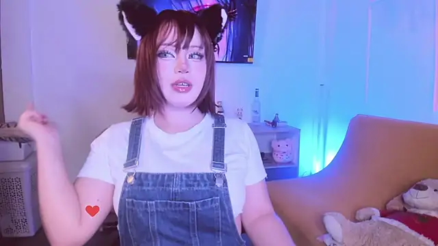 Lilith Asami online show from April 15, 9:54 am