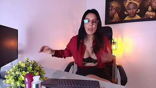 Zuzana21 online show from October 18, 3:04 pm