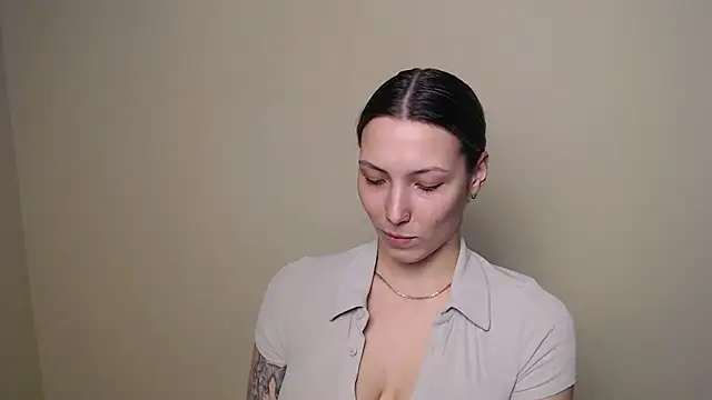 VanessaMay  online show from January 14, 6:24 pm