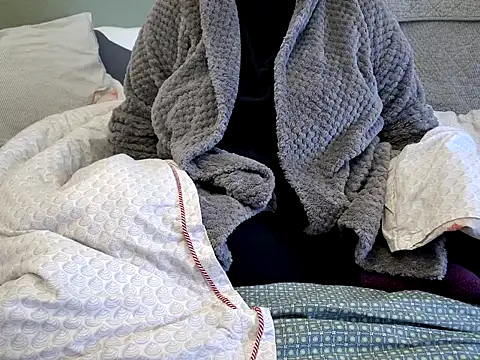 MarthaBriest online show from February 19, 10:04 am