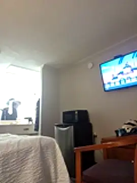 MaskOn DOut online show from November 17, 1:39 am