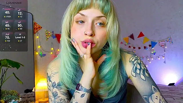 lavenderluxe online show from November 27, 1:14 pm