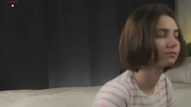 MeghanElson online show from February 13, 1:57 pm