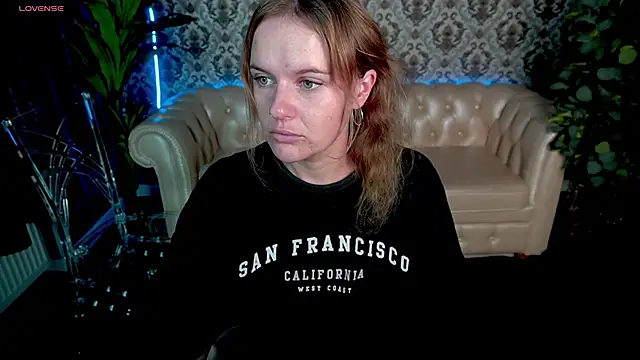 MaribelRiverr  online show from September 9, 5:51 am