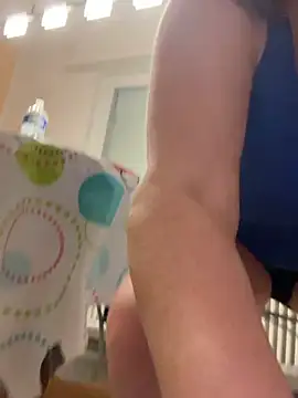 Lombada online show from April 15, 8:31 pm