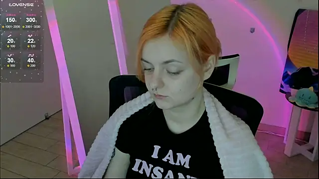 Fire Bestie online show from December 18, 2:33 pm