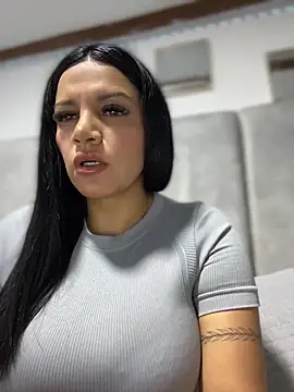 Milff parkerrr online show from June 3, 3:29 am