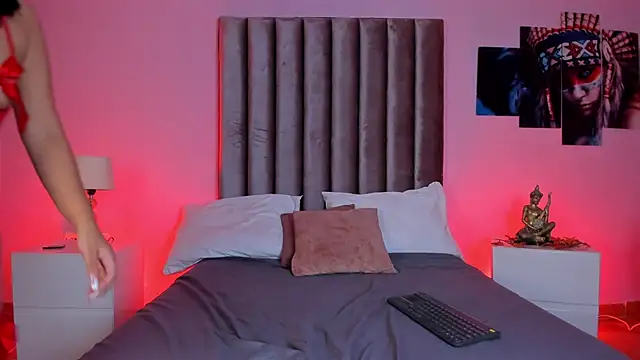 Isabella Flowers online show from March 25, 5:22 am