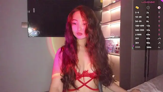 Snapshot of 1_love_8 chatting on October 12, 6:54 pm 1 love 8 online show from October 12, 6:54 pm