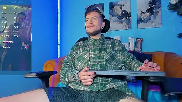  hairybeard  online show from October 14, 5:43 am