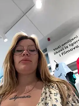 justmilaa online show from September 14, 12:25 pm