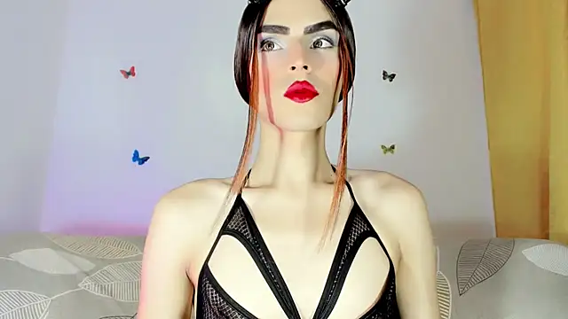 TatiGil online show from March 29, 1:04 am