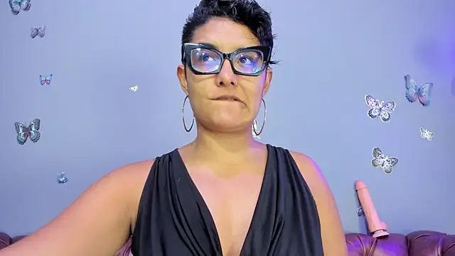 Kaira mosse online show from October 14, 11:02 am